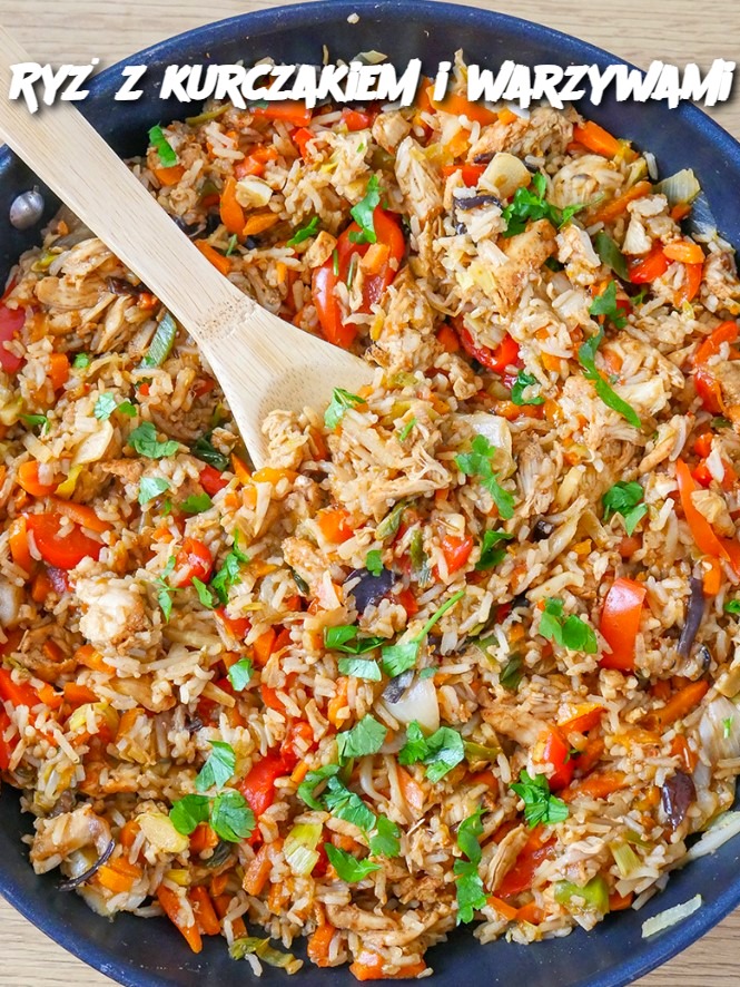 Ryż z kurczakiem i warzywami