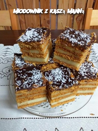 Miodownik z kaszą manną